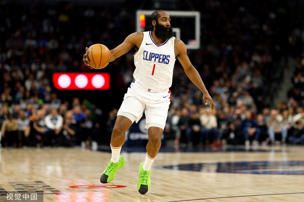 [NBA]字母哥27分10篮板 雄鹿客场不敌火箭.